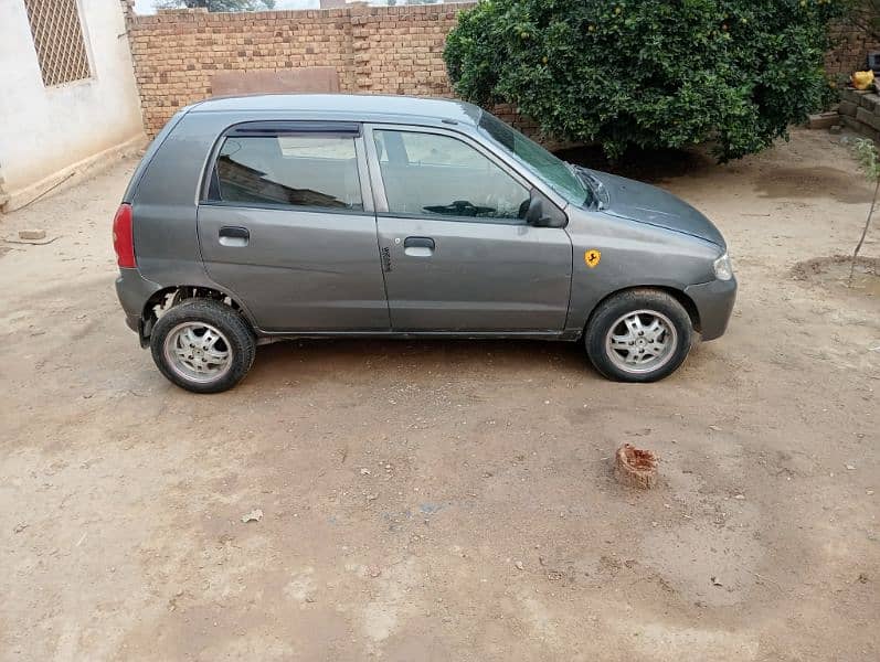 Suzuki Alto 2010 3