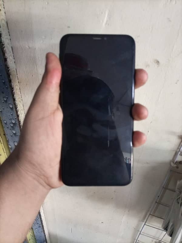 Iphone Xs max pta 4