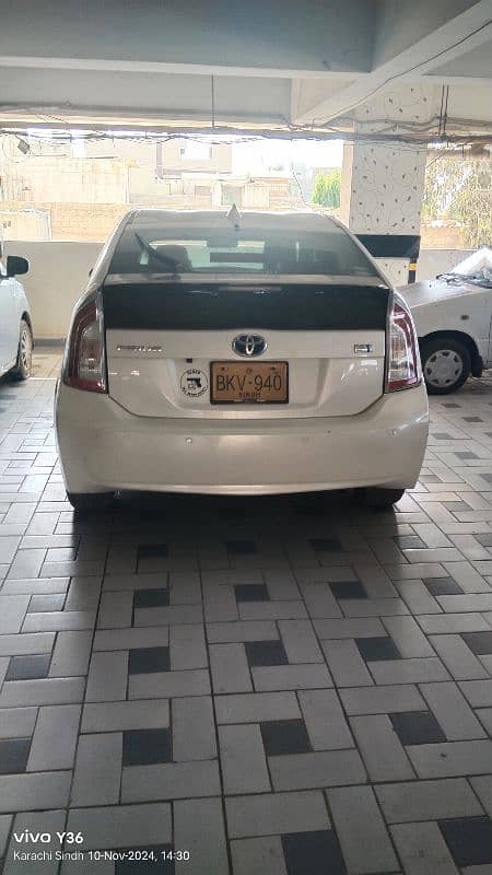 Toyota Prius 2014 6