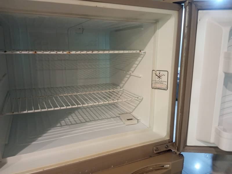 Dawlance Refrigerator 1