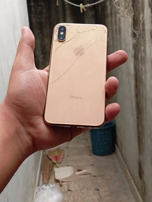 iPHONE XS 64GB PTA APPROVED 0