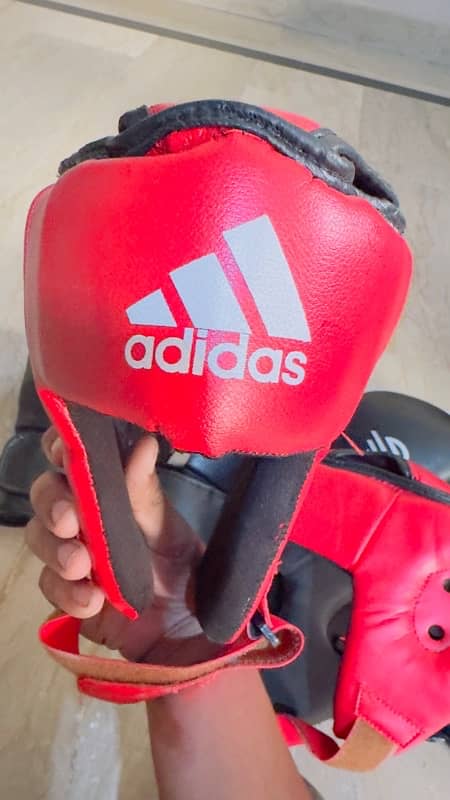 boxing gloves and face cover for sale 0