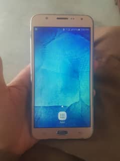 Samsung J7