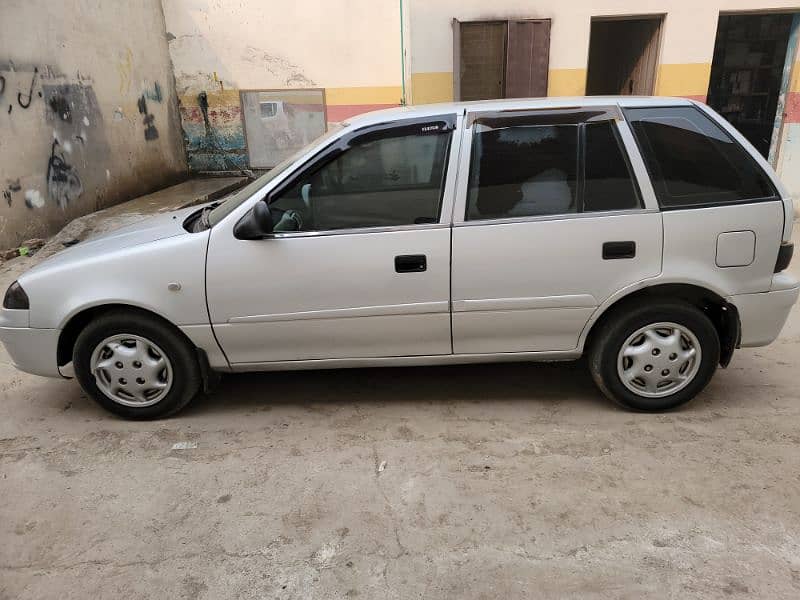 Suzuki Cultus VXR 2015 1