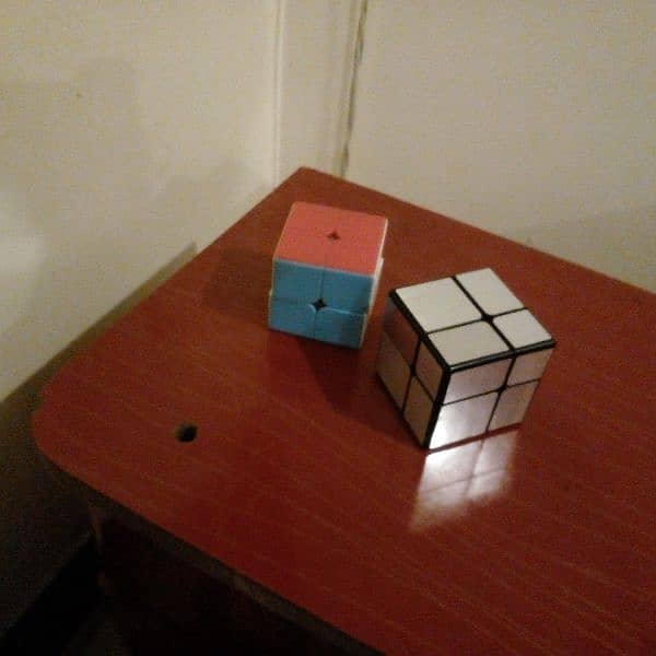 mirror cube and 2 but 2 pair 0