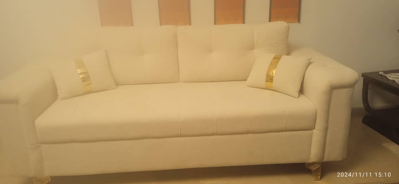 Brand new sofas,untouched,,6seater with cushions,off white colour. . . . 4