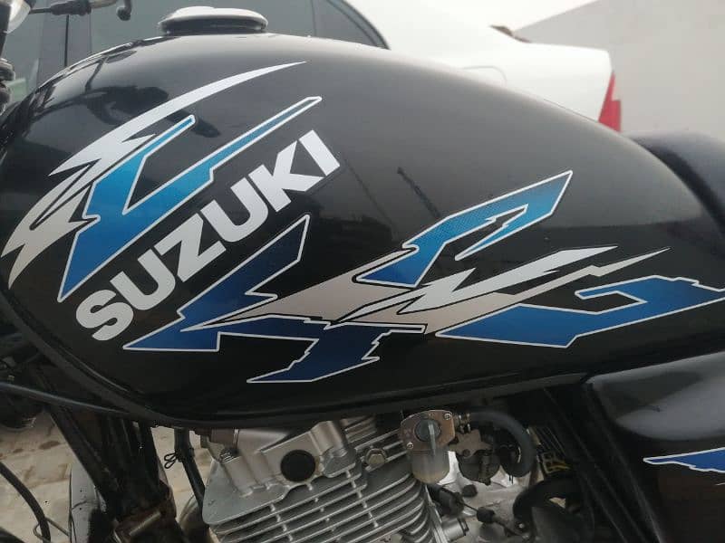 Suzuki 150 GS SE 17