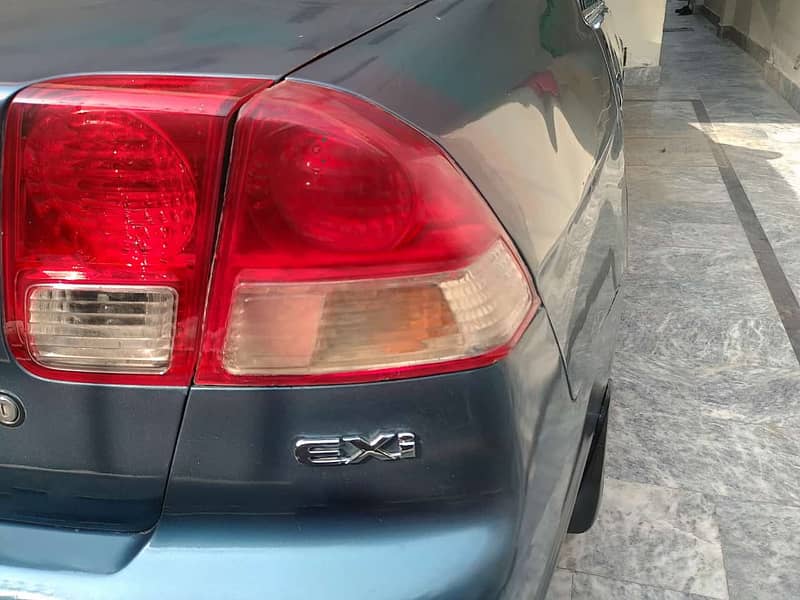 Honda Civic EXi 2004 5