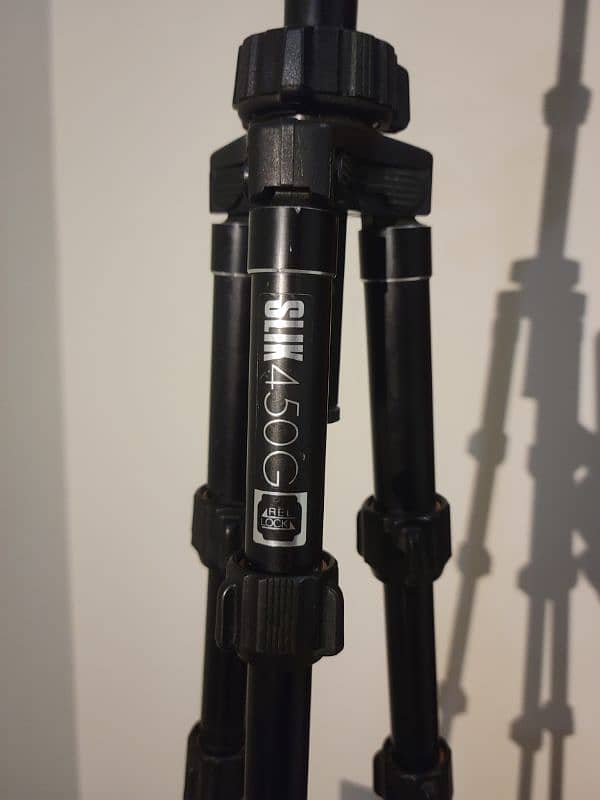 Slik 450G Tripod Stand 1