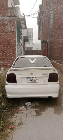 Suzuki Baleno 2003