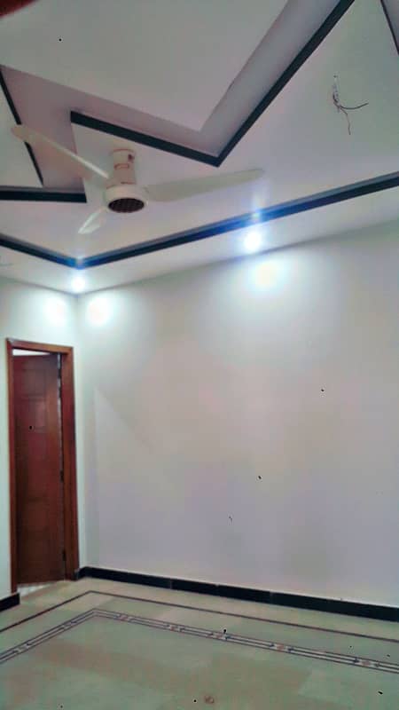 8 Marla Upper portion for rent in E block B 17 Islamabad 6