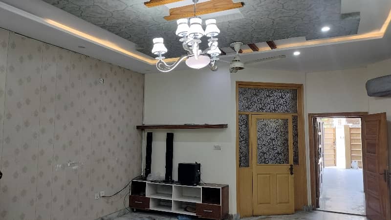 10 Marla 2.5 Store House available For Sale Sabzazar F Block Most Beautiful House Prime location 7