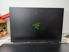 Razer Blade 15 - Gaming Laptop House