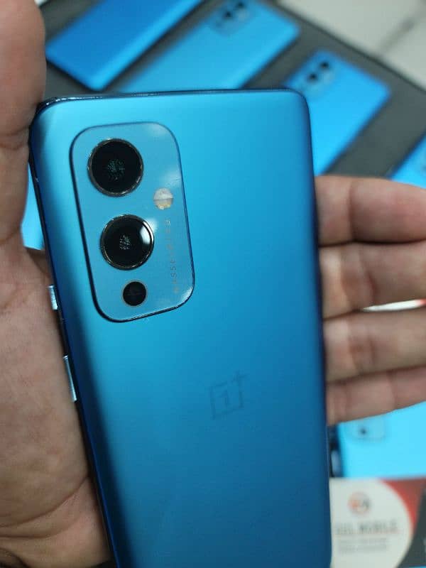 OnePlus 9  8/128GB 10/10 Condition PTA Approved 12