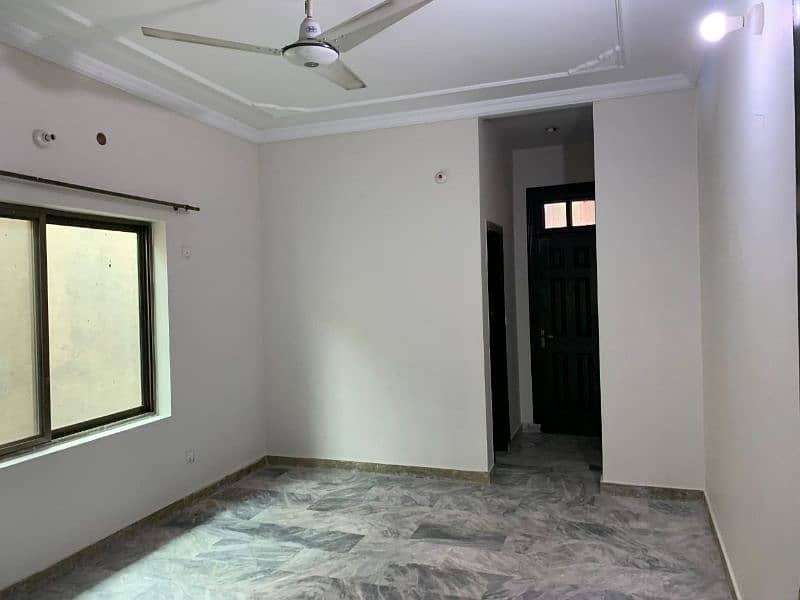 Upper portion available for rent 7