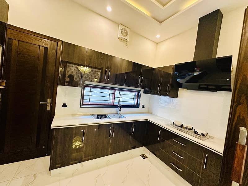 5 Marla Ultra Modern Super Luxurious Bungalow for Sale in DHA Defence 3