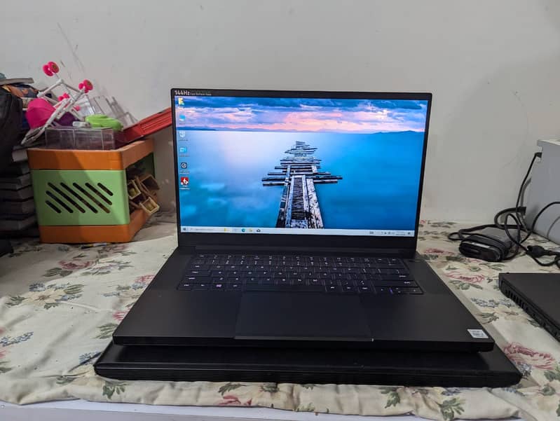 Dell G7 - RTX 2070 - Gaming Laptop House 10