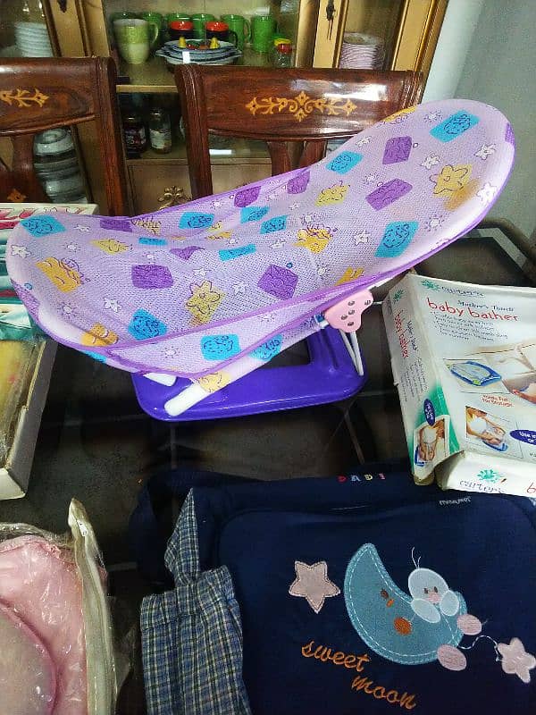 Baby bag + Baby bath + Baby blanket + Baby carry mattress 8