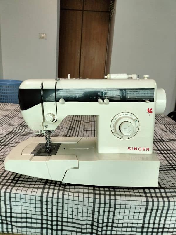 singer sewing machine 0