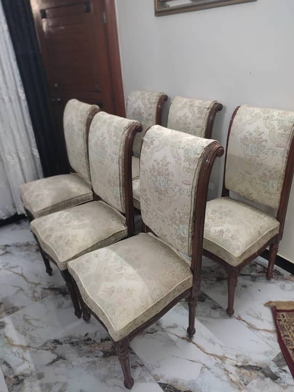 Dining Chairs (6 peices) 1