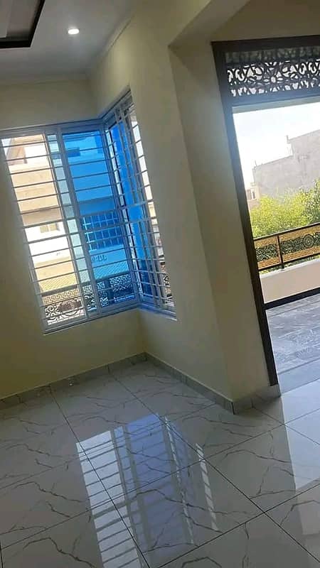 35*70 First floor for rent in G-13 15