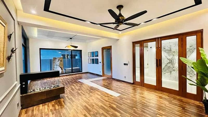 1 Kanal Beautiful Designer Upper Portion For Rent In Near Park And MacDonald Dha Phase 2 Islamabad 2