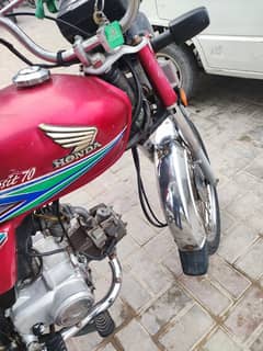 Honda CD 70(Red)