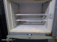 Dewlance refrigerator