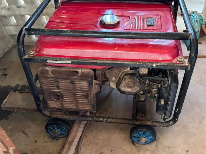 Elemax  Generator for sale / Generator 6