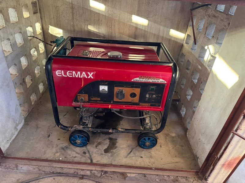 Elemax  Generator for sale / Generator 9