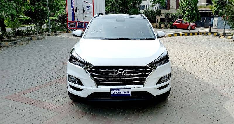 Hyundai Tucson FWD GLS SPORT 0