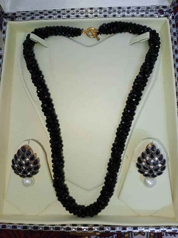 Black Jewellery 0