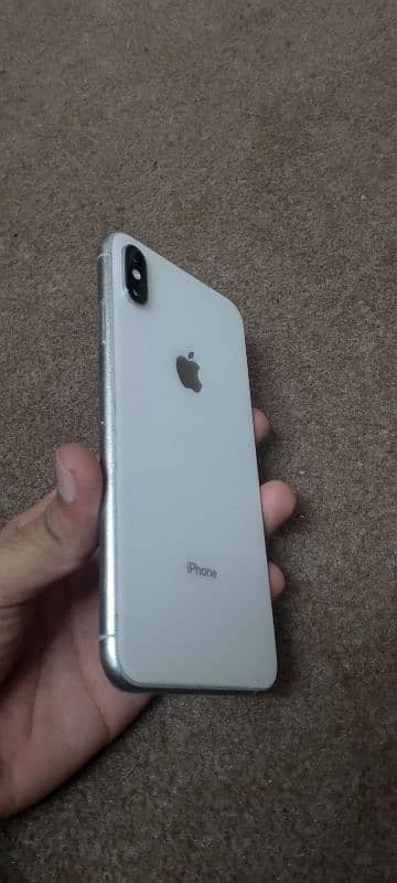 I phone xs max 64 GB non PTA 0