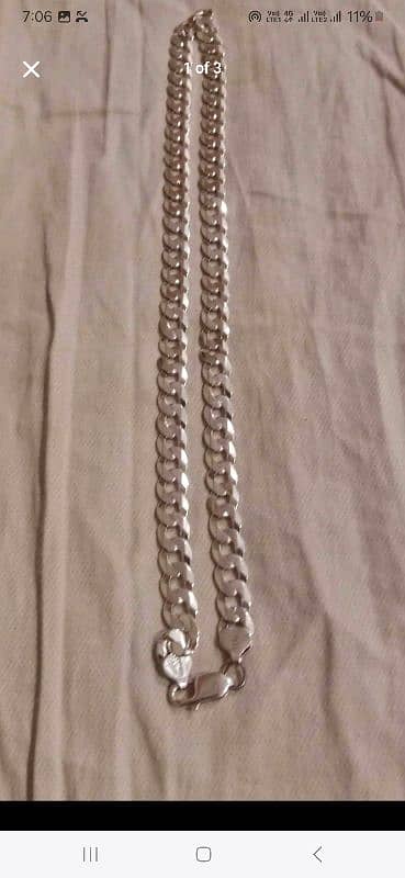 chandi ki orignal chain 22 23 inch lambi hai 2 month use kallar syedan 1