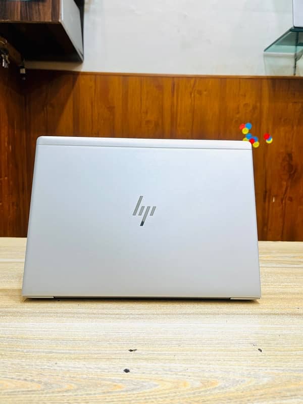 HP 840 G5 4