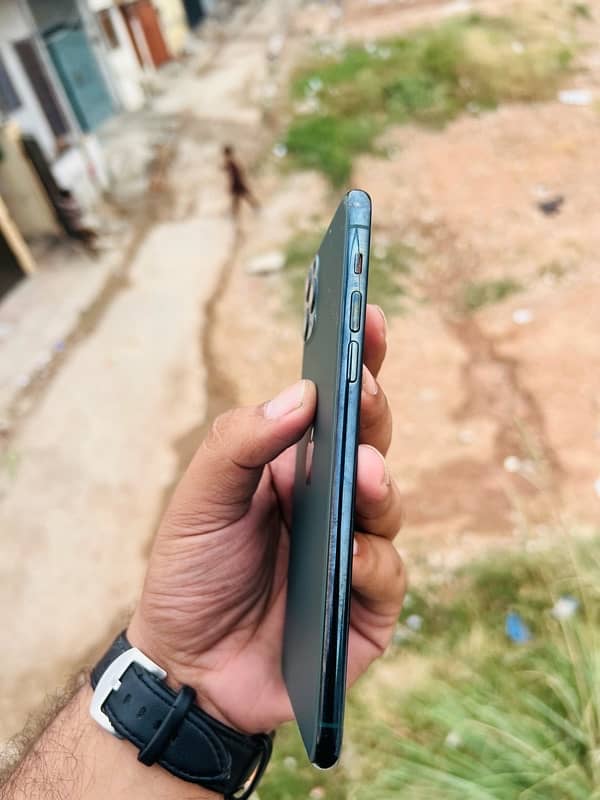 iphone 11 pro max body with parts 2