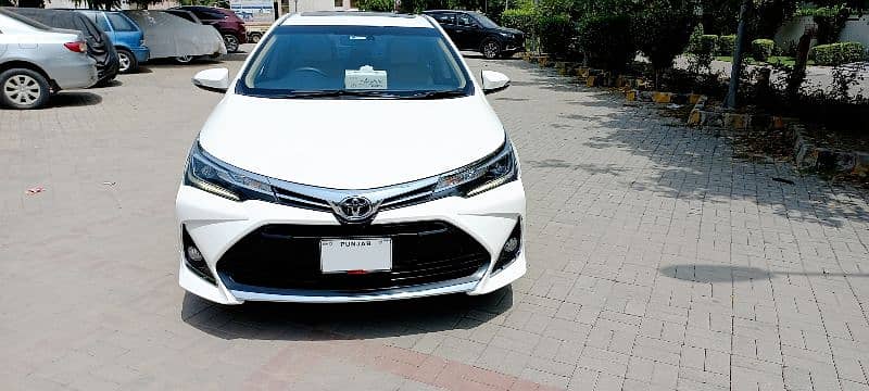 Urgent Toyota Altis Grande 2018 2