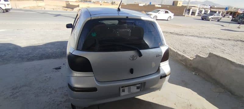 Toyota Vitz 2003 1