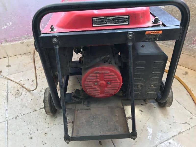 generator powermac . . . . . 2.5 kv 4