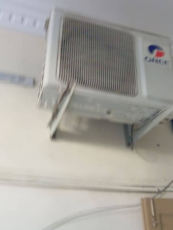 gree ac excellent condition 3