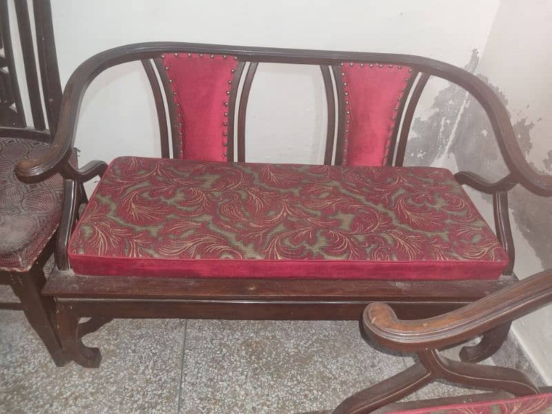 Strong wooden Chinioti style sofa set, easy to move 0