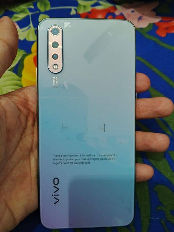 vivo s1 6gb128gb condition 10by10 only phone 1