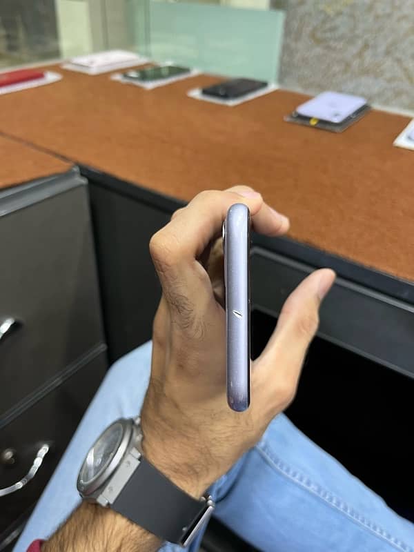 Iphone 11 (128 Gb) Dual PTA Approved 2