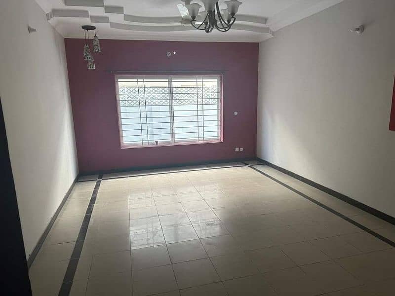 1knal ful house available for rent inG-15 F-15 7