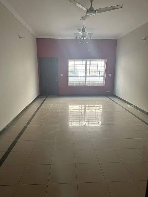 1knal ful house available for rent inG-15 F-15 13