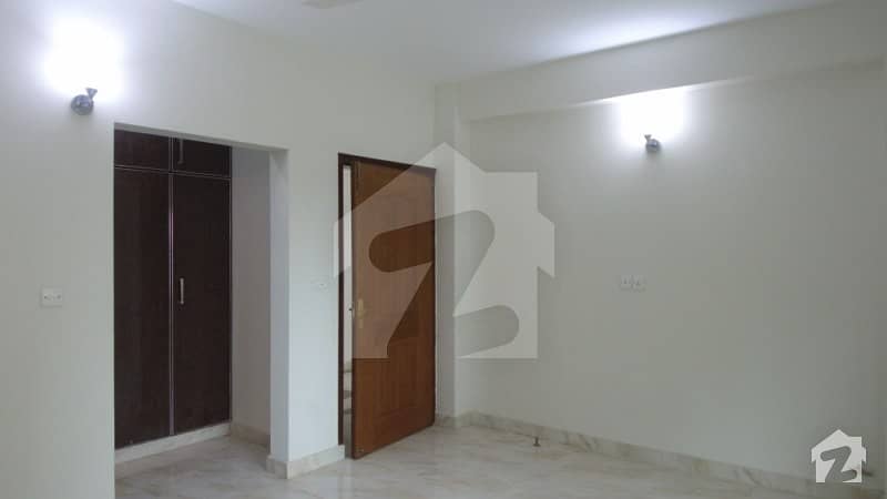 3 Bed Flat For Rent Askari 11 Lahore 12