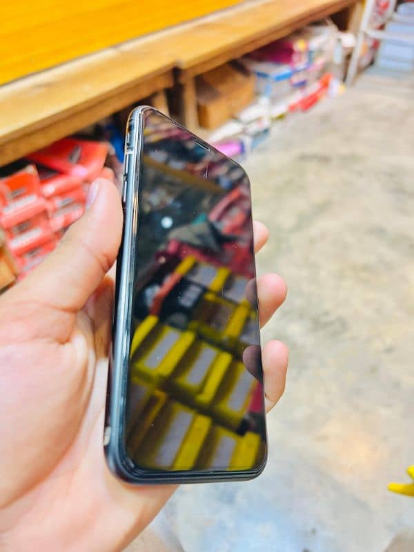 10/10 Iphone XR NonPTA 128gb 2