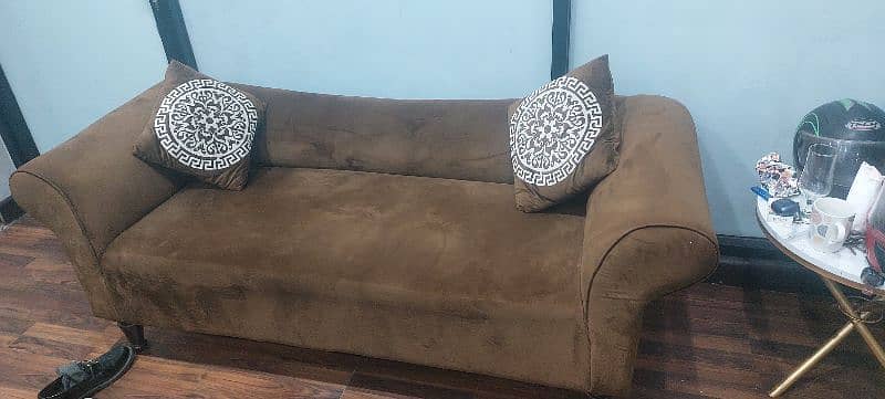 3 seater sofa only 1 month used 1