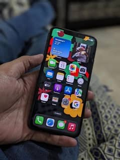 iPhone 11Pro Max 256GB PTA 0