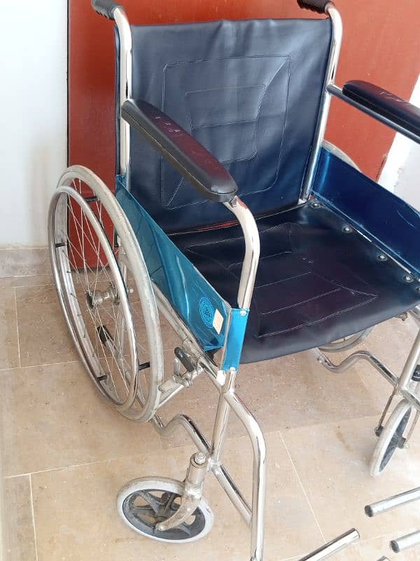 steel body havy wheelchair 2